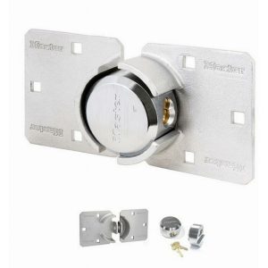 MASTER LOCK Alta Seguridad Candado para Puertas de Camionetas - Candado Redondo + Aldaba - 736EURD - Ideal para furgonetas